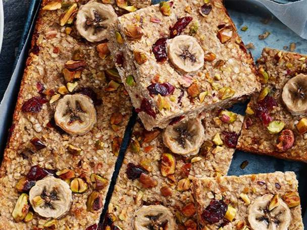 Oat bars with banana, pistachios, and cranberries.