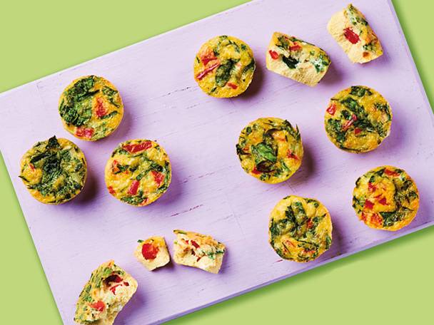 Mini spinach and pepper omelets.